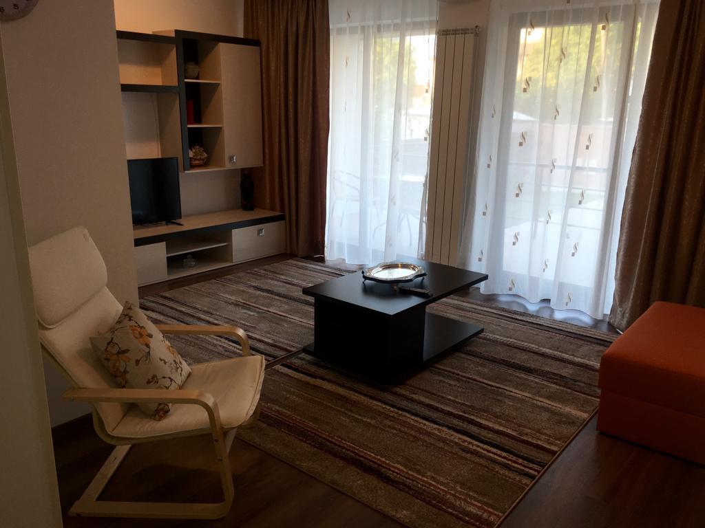 M13 Apartments Navodari Exterior photo